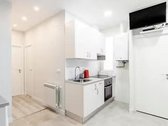 Acogedor Habitación en Calle de Andrés Mellado, Gaztambide
