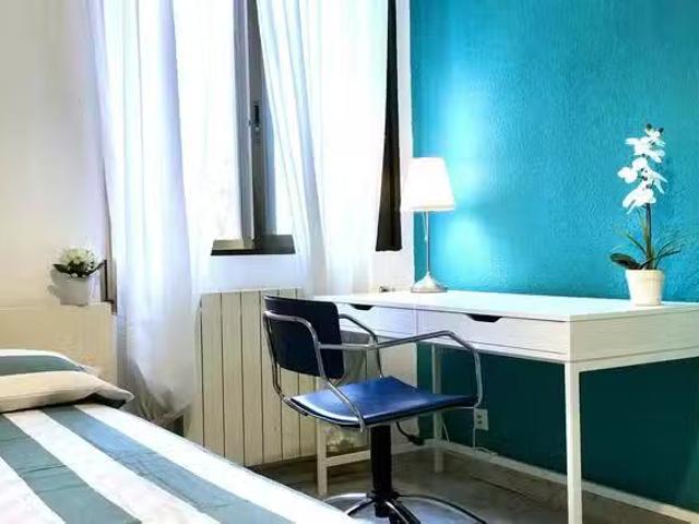 Encantador Habitación en Calle de Francisco Silvela