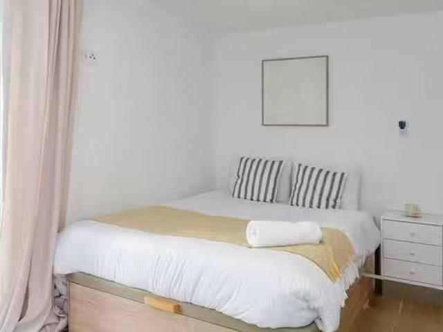 ¡Renta! Habitación en Calle de la Amnistía, Palacio