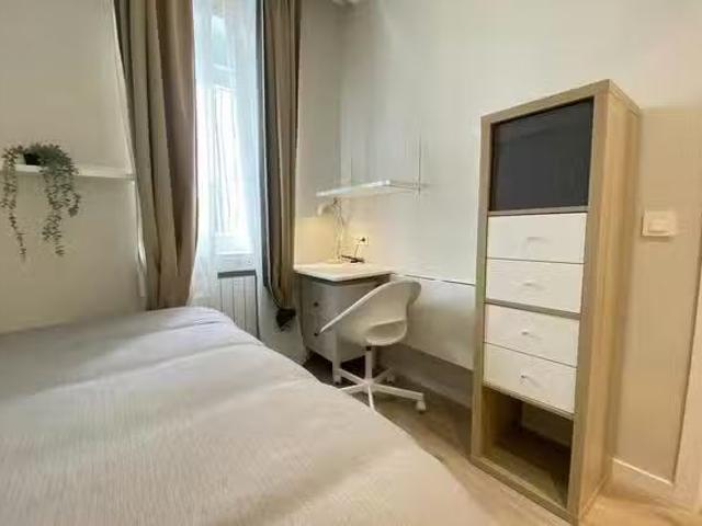 ¡Recién llegado! Habitación en Calle de la Anunciación, Niño J.