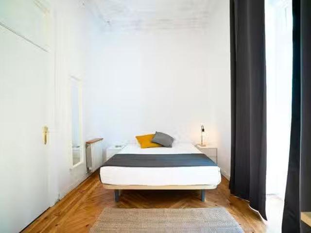 ¡Renta! Habitación en Calle de los Caños del Peral