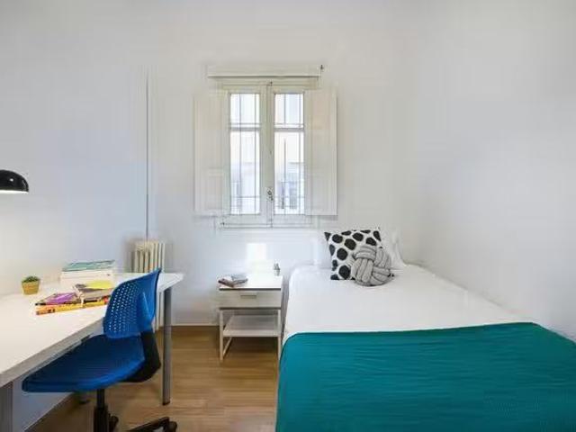 ¡Renta! Habitación en Calle de Palos de la Frontera, Palos de.
