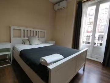 Encantador Habitación en Calle de Toledo, Centro