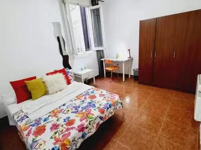 Único Habitación en Calle de Toledo, Palacio
