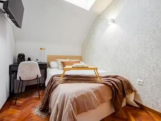 ¡En alquiler! Habitación en Calle de Ulises, Hortaleza