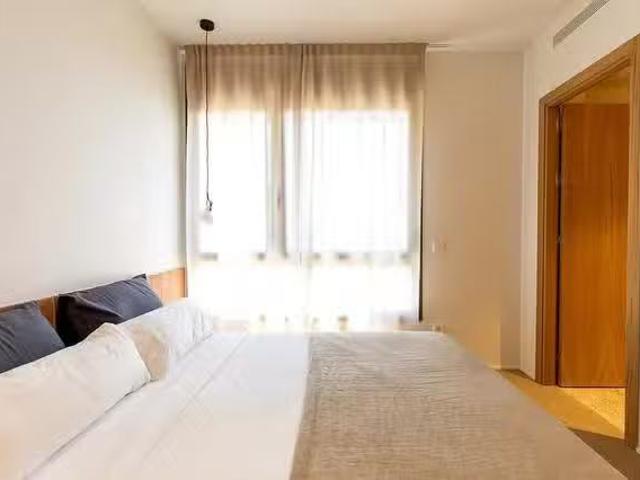 ¡En alquiler! Habitación en Camí de Vallvidrera al Tibidabo