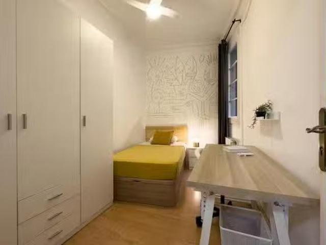 Nuevo Habitación en Carrer de Jonqueres, S. Pere, Santa Cateri.