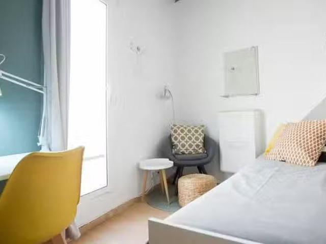 Único Habitación en Carrer de la Riera de Sant Miquel, Vila de.