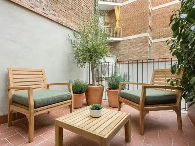 ¡Oferta! Habitación en Carrer de l'Espanya Industrial, Hostafr.