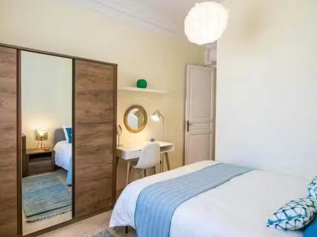 Encantador Habitación en Carrer de Muntaner, Sarrià Sant Gervasi