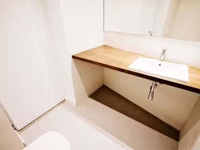 ¡En alquiler! Habitación en Carrer del Poeta Cabanyes