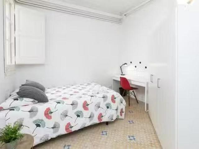 Bonito Habitación en Gran Via de les Corts Catalanes, La Nova.