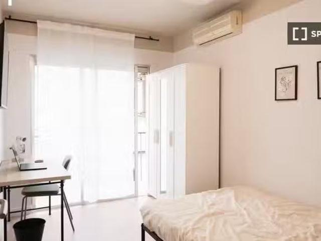 Acogedor Habitación en piso compartido, Alicante