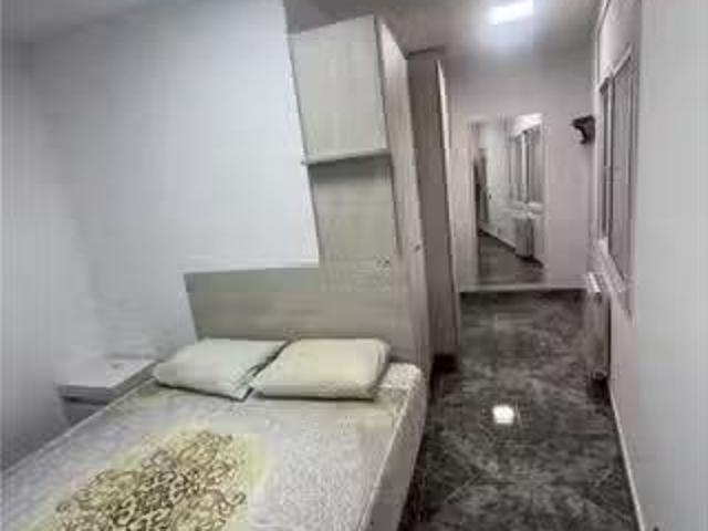 Único Habitación en piso compartido de 3 habitaciones en Les R.