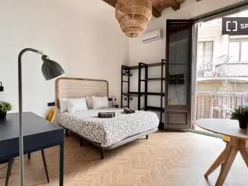 Único Habitación en piso compartido, Dreta de l'Eixample, Barc.