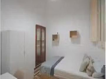 Acogedor Habitación en piso compartido en alquiler, El Gòtic B.