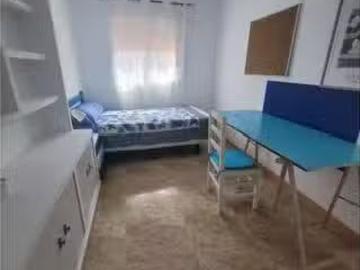 Bonito Habitación en piso compartido en alquiler en Moncada, V.