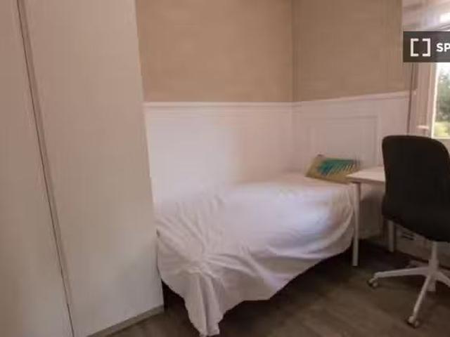 Encantador Habitación en piso compartido en alquiler en Proven.