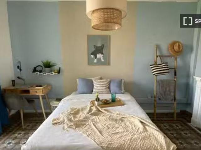 ¡Recién llegado! Habitación en piso compartido en alquiler en.