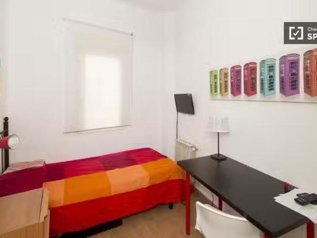 ¡Renta! Habitación en piso compartido en alquiler en Palacio.