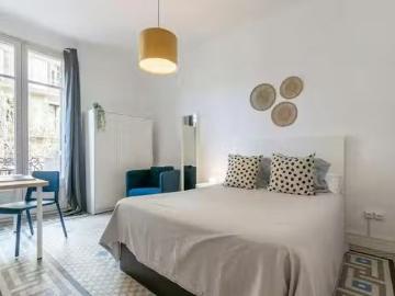 Acogedor Habitación en Rambla de Prat, Vila de Gràcia