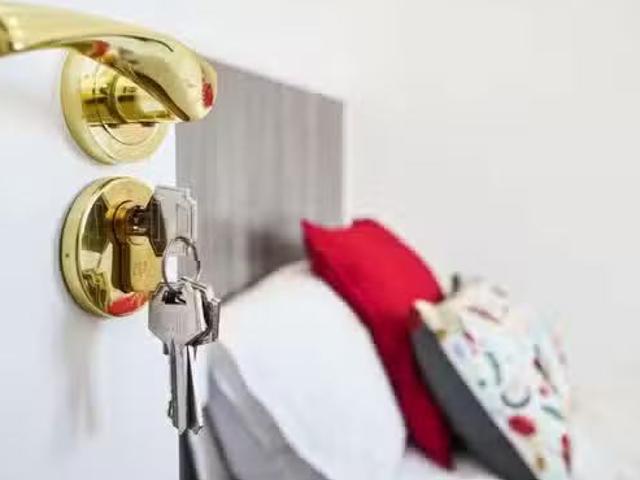 Único Habitación en Valencia