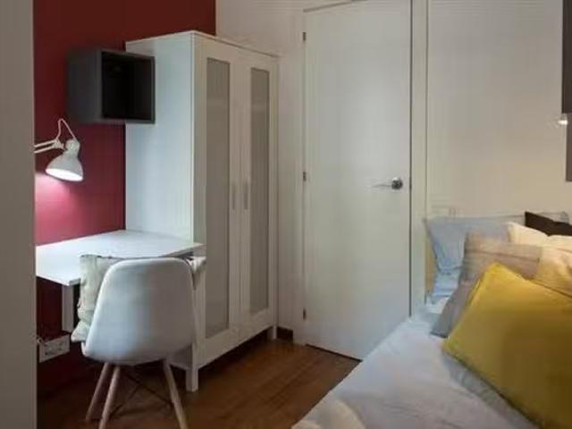 Único Habitación en 1 Ronda de Sant Pere