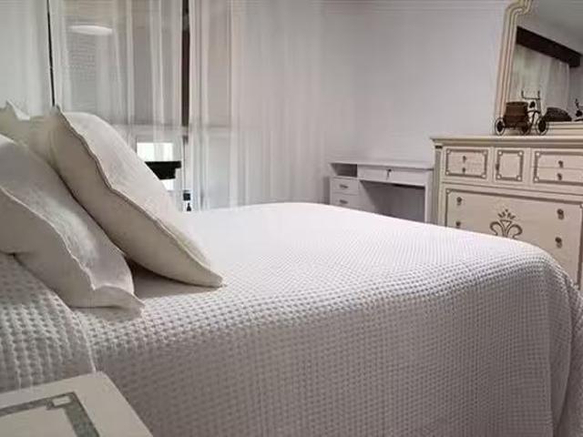 ¡Oferta! Habitación en 25 Calle Corregidor Francisco de Molina