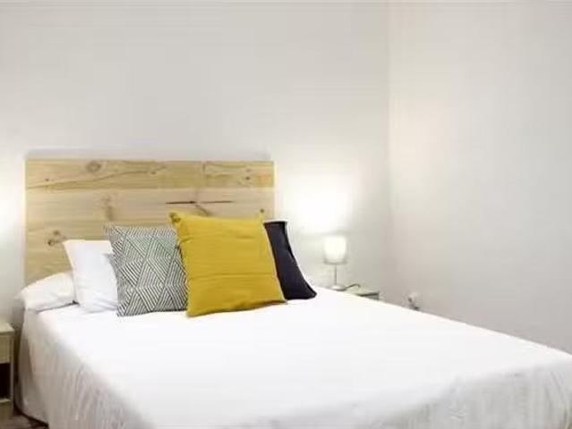 Acogedor Habitación en 239 Carrer Gran de Gràcia