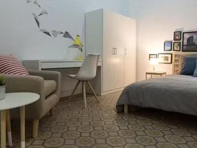 Bonito Habitación en 239 Carrer Gran de Gràcia