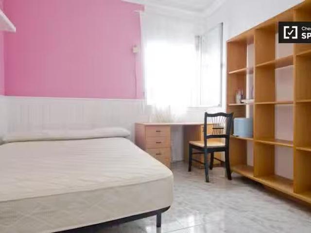 ¡En alquiler! Habitación ideal en piso compartido en Puerta de.