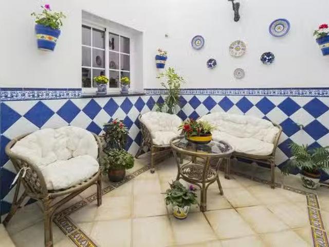 ¡Renta! Piso de 1 habitación en Calle Luis de Góngora