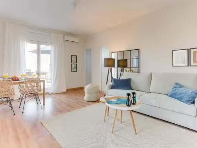 Único Piso de 1 habitación en Carrer de Rocafort