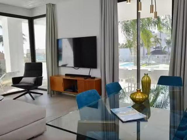 Bonito Piso de 2 habitaciones en Las Lagunas de Mijas