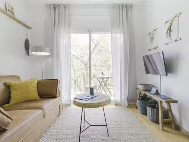 ¡Recién llegado! Piso de 3 habitaciones en Barcelona