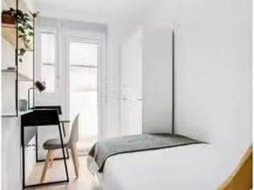 Calle de Antonio Ulloa, Plaza de Mariano Lanuza