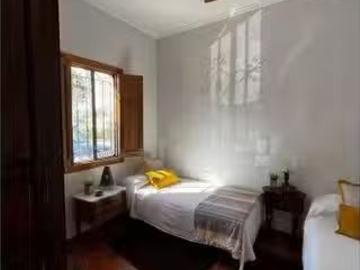 Nuevo Se alquila habitación en piso compartido en Burjassot, V.