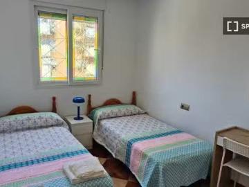 Nuevo Se alquila habitación en piso compartido en Cruz del Hum.