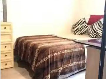 Bonito Se alquila habitación en piso de 3 dormitorios en Legan.