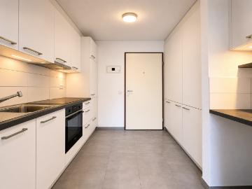 Reconvilier, joli logement de 2 pièces au 2ème étage avec cuisine neuve et balcons