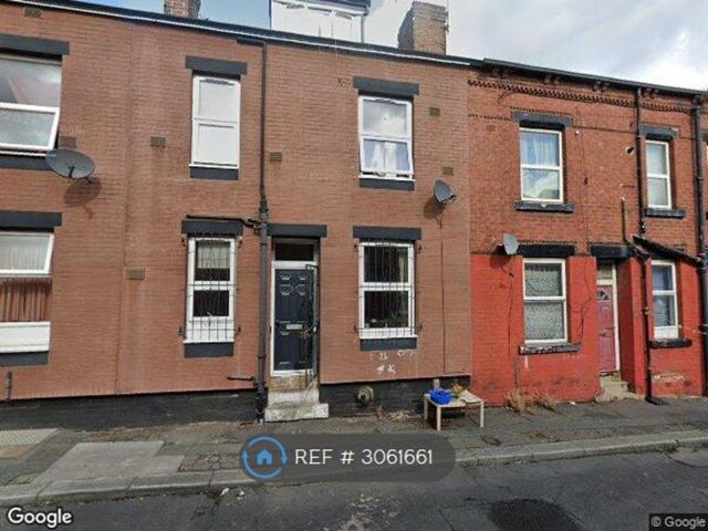 Recreation Mount, Leeds LS11, 2 bed terraced house to rent, £900 pcm | PrimeLocation