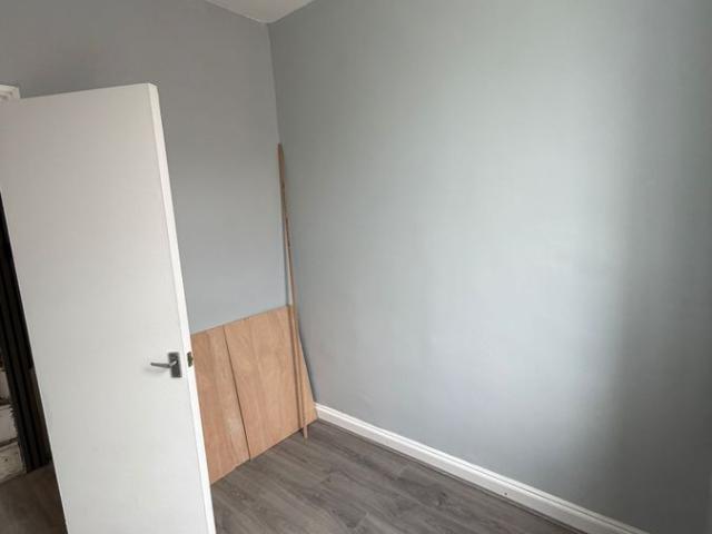 Recreation Grove, Leeds LS11, 2 bed flat to rent, £850 pcm | PrimeLocation