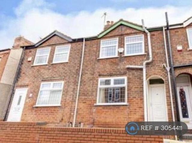 Recreation Street, Mansfield, NG18 2 bed terraced house to rent £895 pcm £207 pw