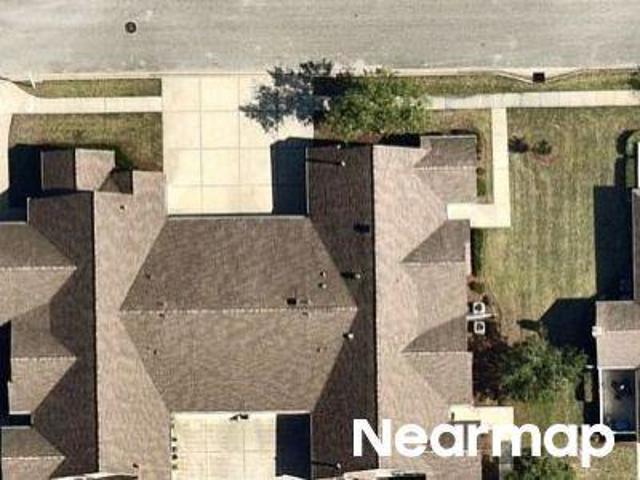 Redtail Hawk Dr