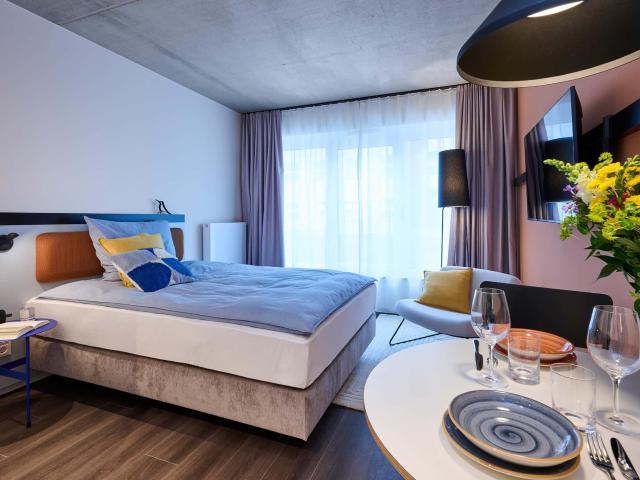 Reduced Rent All Incl. rent Fully furnished studio in Charlottenburg with Gym & Co working space