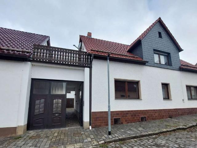 Reduzierter Kaufpreis Haus der 1000 Möglichkeiten im Zentrum von Helbra