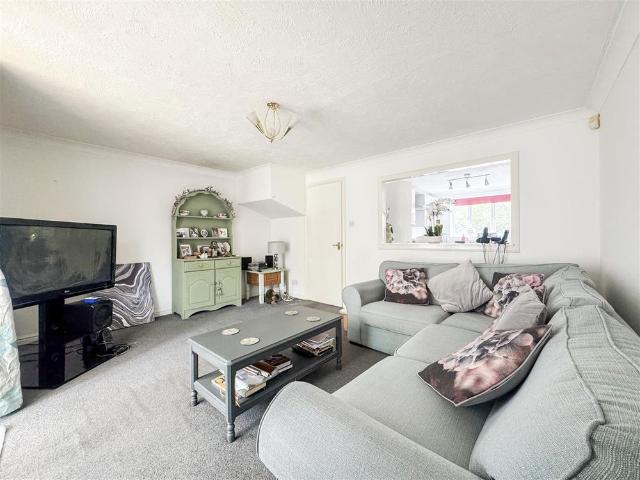Redwell Avenue, Bexhill On Sea, TN39 5DQ