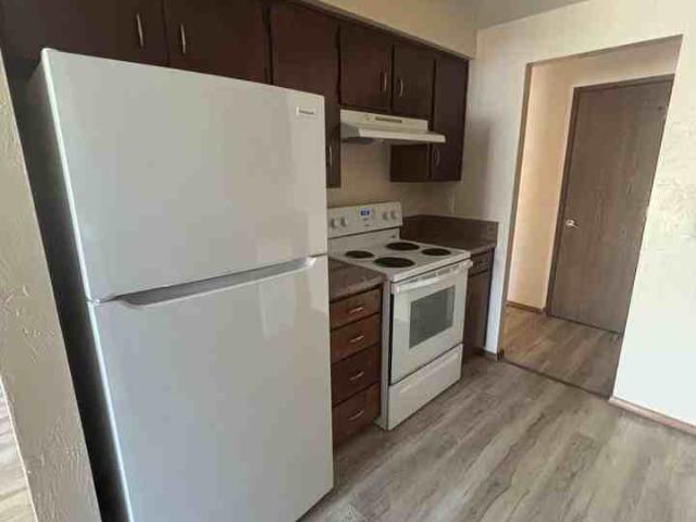 Redwood Manor Apartments LLC 2 Bedroom Apartment for Rent at 90 Hansard Ave, Lebanon, OR 97355