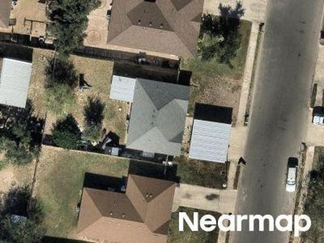 Redwood St