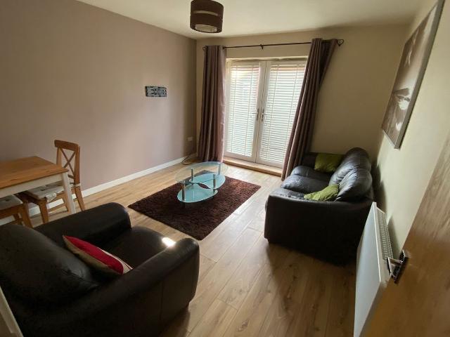 Red Court, Athlone Grove, Leeds LS12, 2 bed flat to rent, £800 pcm | PrimeLocation